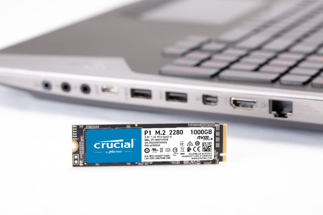 Crucial MX500 1TB 3D NAND SATA 2.5インチ 7mm（9.5mmアダプター付き ...